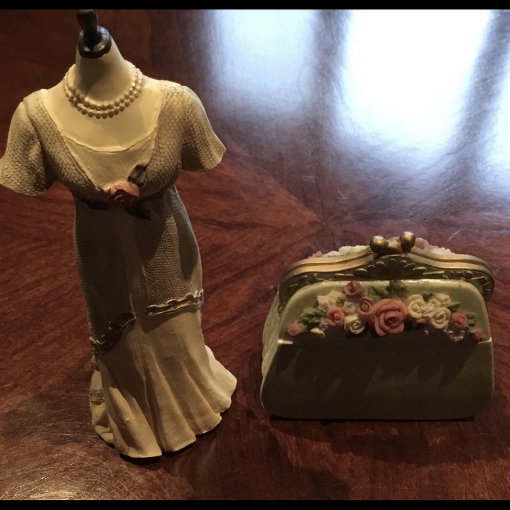 Dress Display & Purse Jewelry Holder